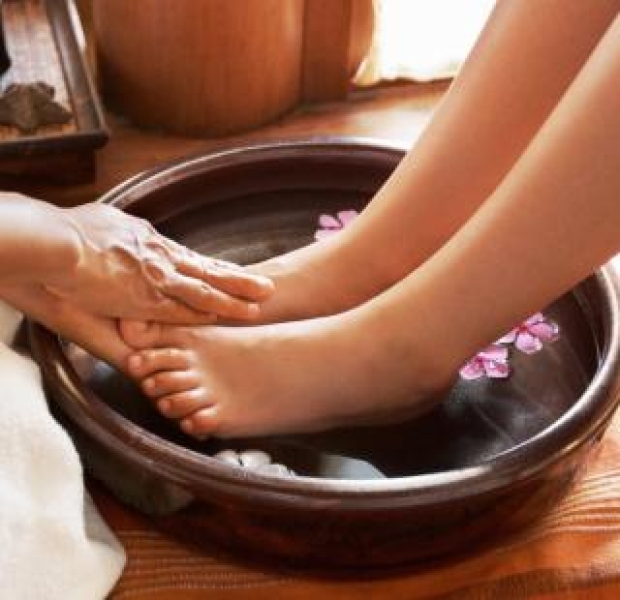 Foot Massage thư giãn – Giải pháp giảm mỏi chân, cải thiện sức khỏe và giấc ngủ
